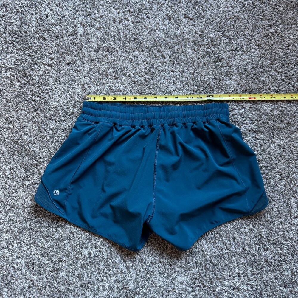 Lululemon Hotty Hot Short II 4" Low Rise Size 10